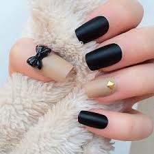 UÑAS ACRÍLICAS NEGRAS 2018
