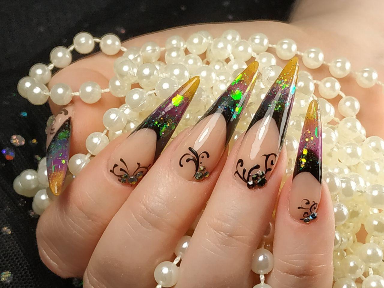 Stiletto Nail Art