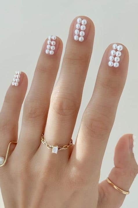 Diseño de perlas - Uñas y Estética